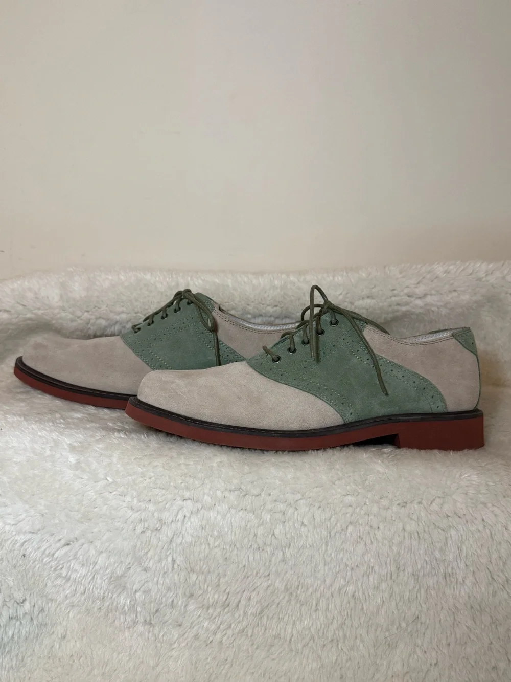 NWOB Rockport Two-Tone Suede Saddle Oxfords in Green and Beige
